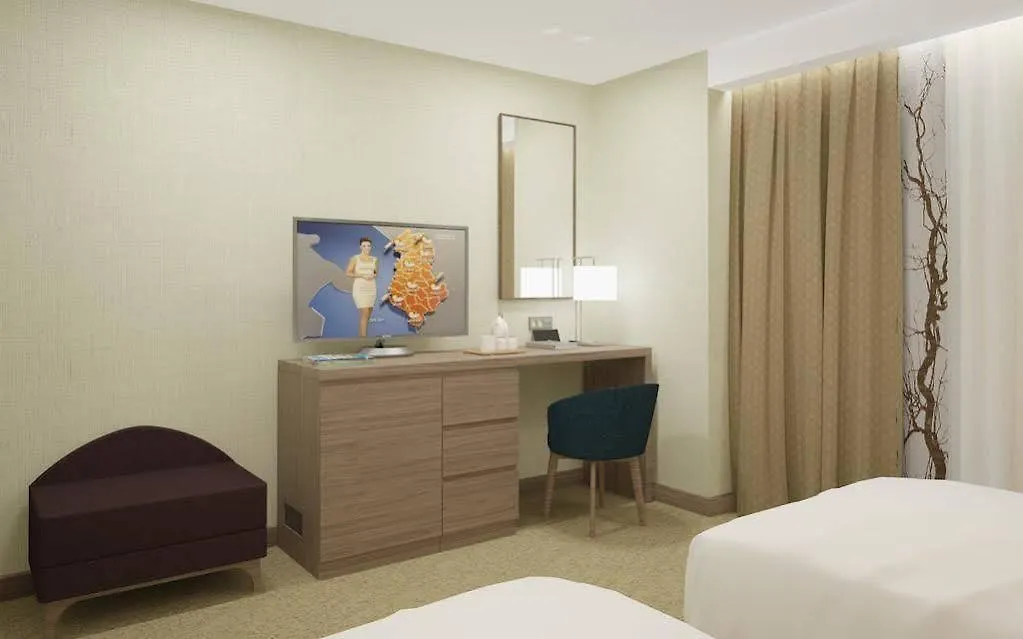 Hilton Garden Inn Τίρανα 4*,