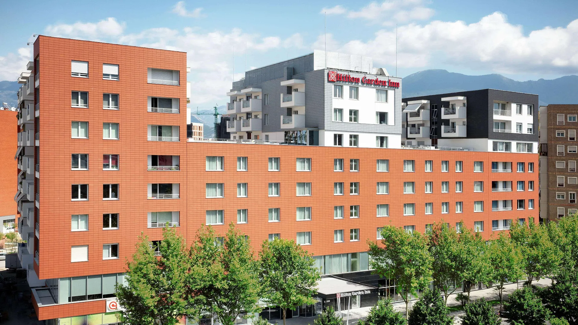 Hilton Garden Inn Τίρανα