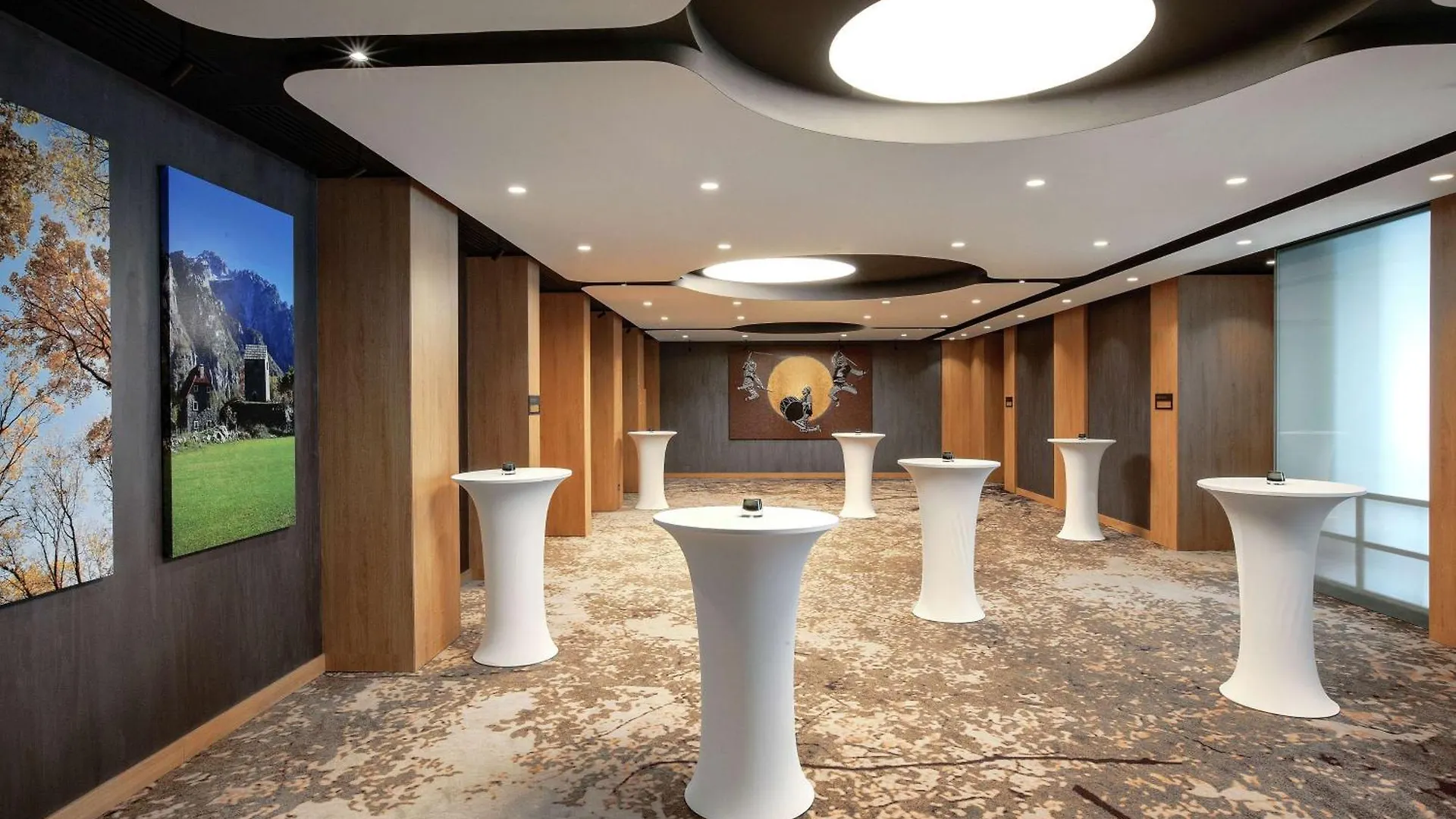 **** Ξενοδοχείο Hilton Garden Inn Τίρανα Αλβανία