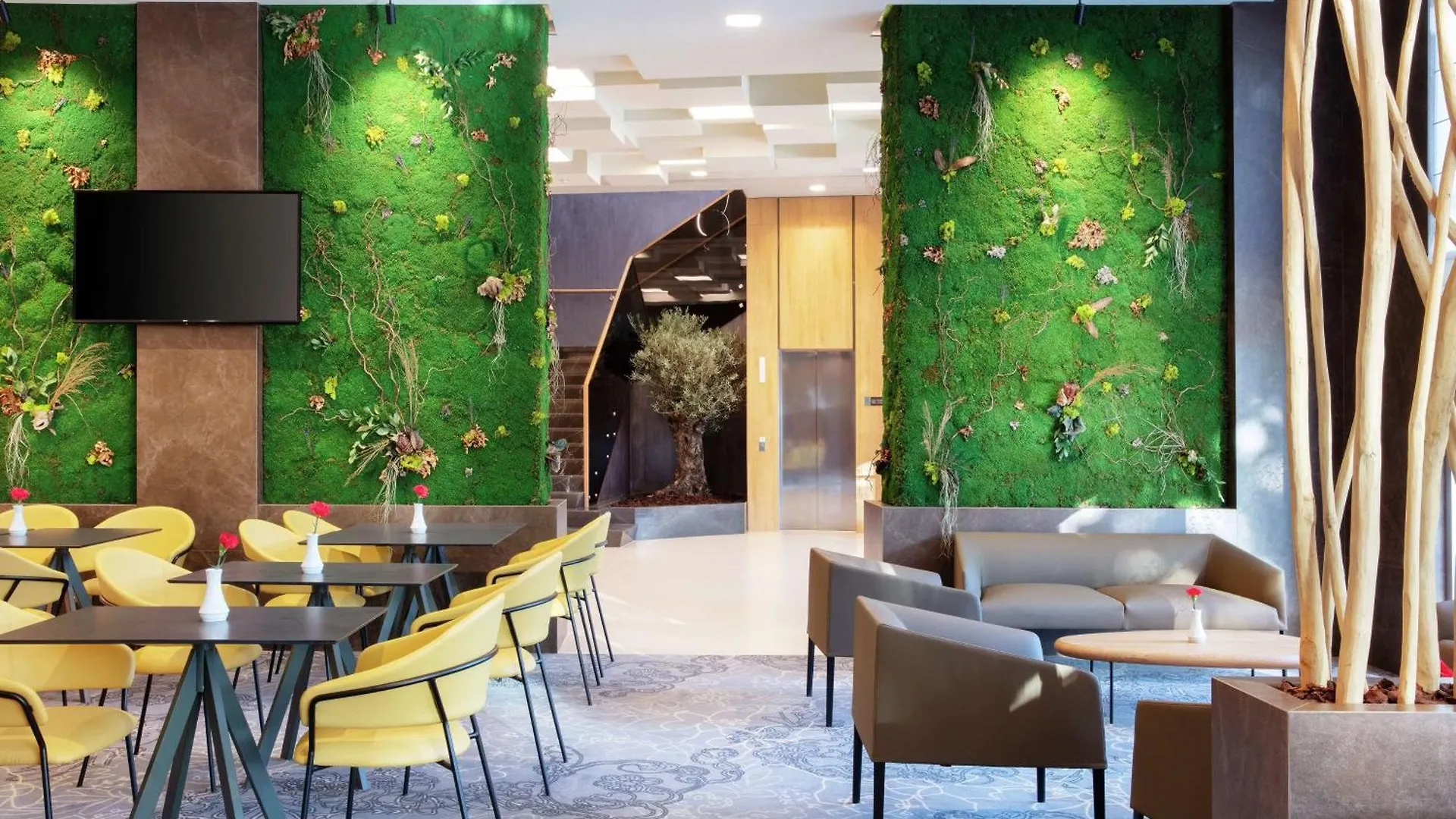 Hilton Garden Inn Τίρανα