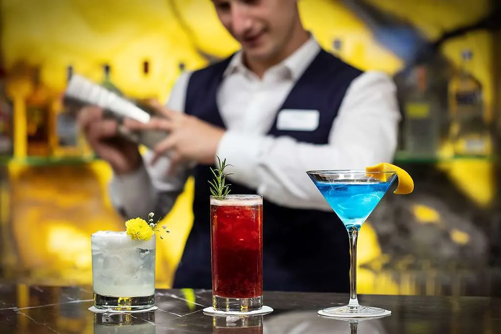 Hilton Garden Inn Τίρανα 4*,